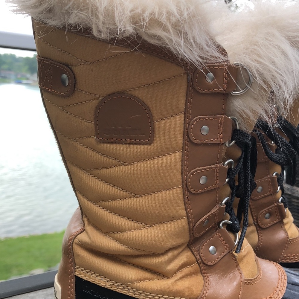 Women’s size 5 Sorel boots EUC - Picture 2 of 5